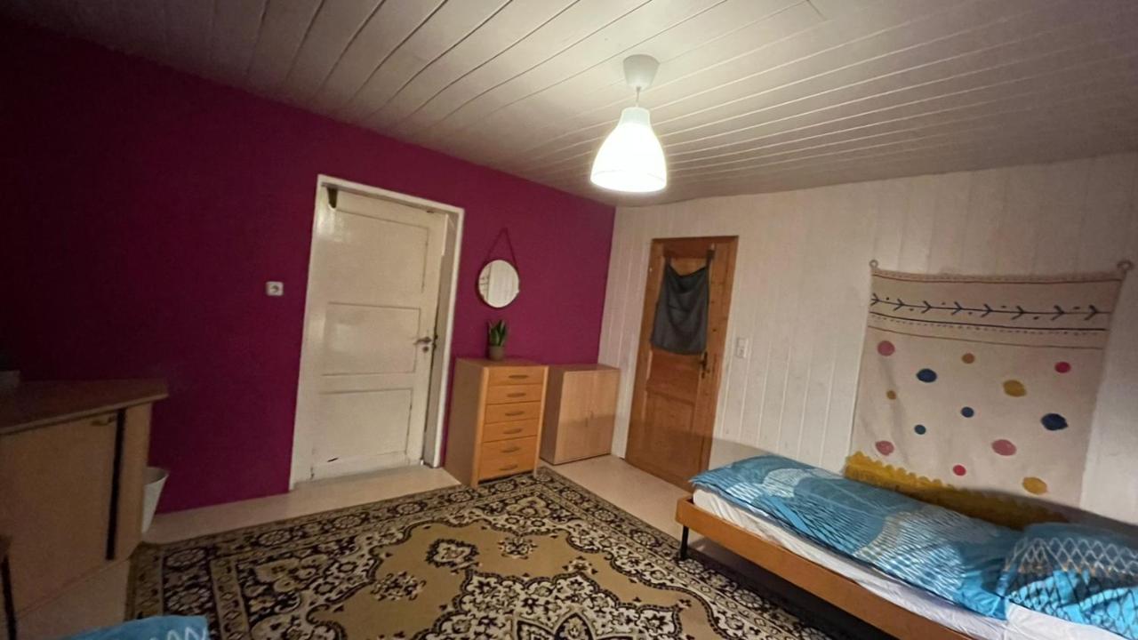 Monteure, Ganzes Haus, Schwarzheide, Haus 1 Lägenhet Exteriör bild